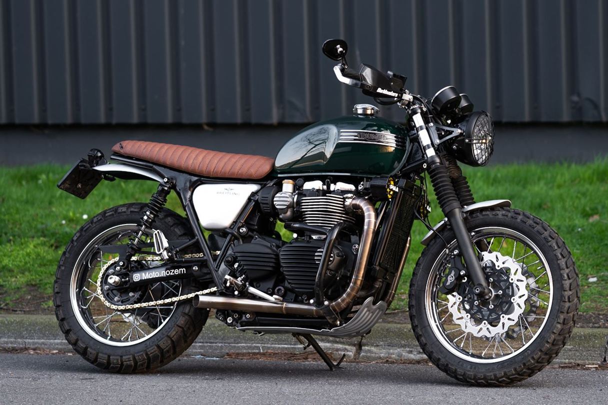 リアフェンダー テールライト穴あり HIGHタイプ ブラッシュ 1個 T100/T120 スピードツイン900 スクランブラー900