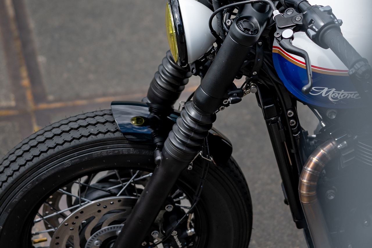 Front Fender Scoop Gloss Black 1pc Bonneville Bobber