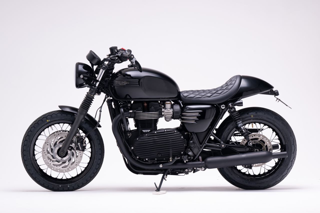 サイドカバー リブ グロスブラック 2個 ボンネビル T120