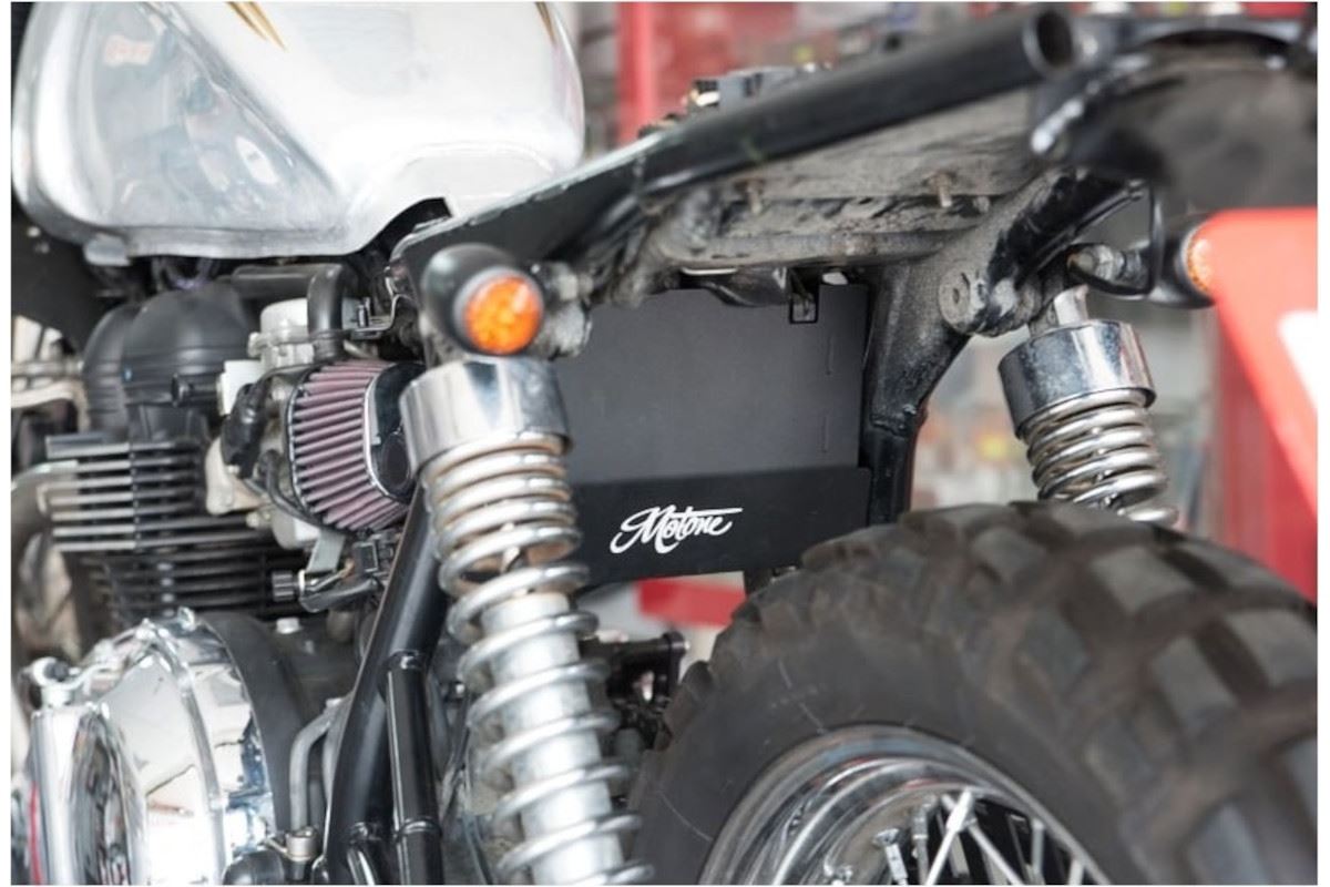 Airbox Eliminator Battery Box Black 1pc for Air-Cooled Bonneville T100
