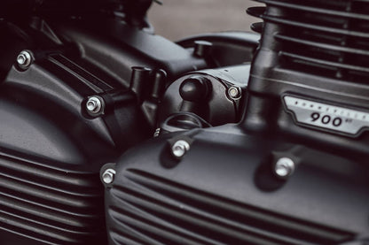 オイルフィラーキャップ バズソウ ブラック 1個 T100/T120 スピードツイン900 スクランブラー900