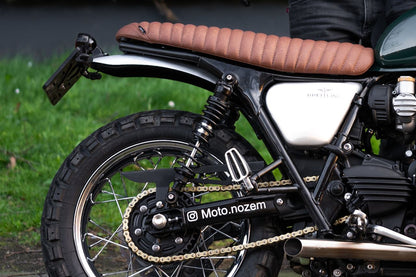 リアショック ドレスアップボルト ブラック 4個 T100/T120 スピードツイン900 スクランブラー900
