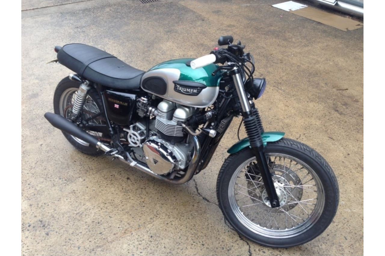 Headlight Bracket Bates Style Bottom Mount Black 1 pc. Air Cooled T100 Scrambler Thruxton