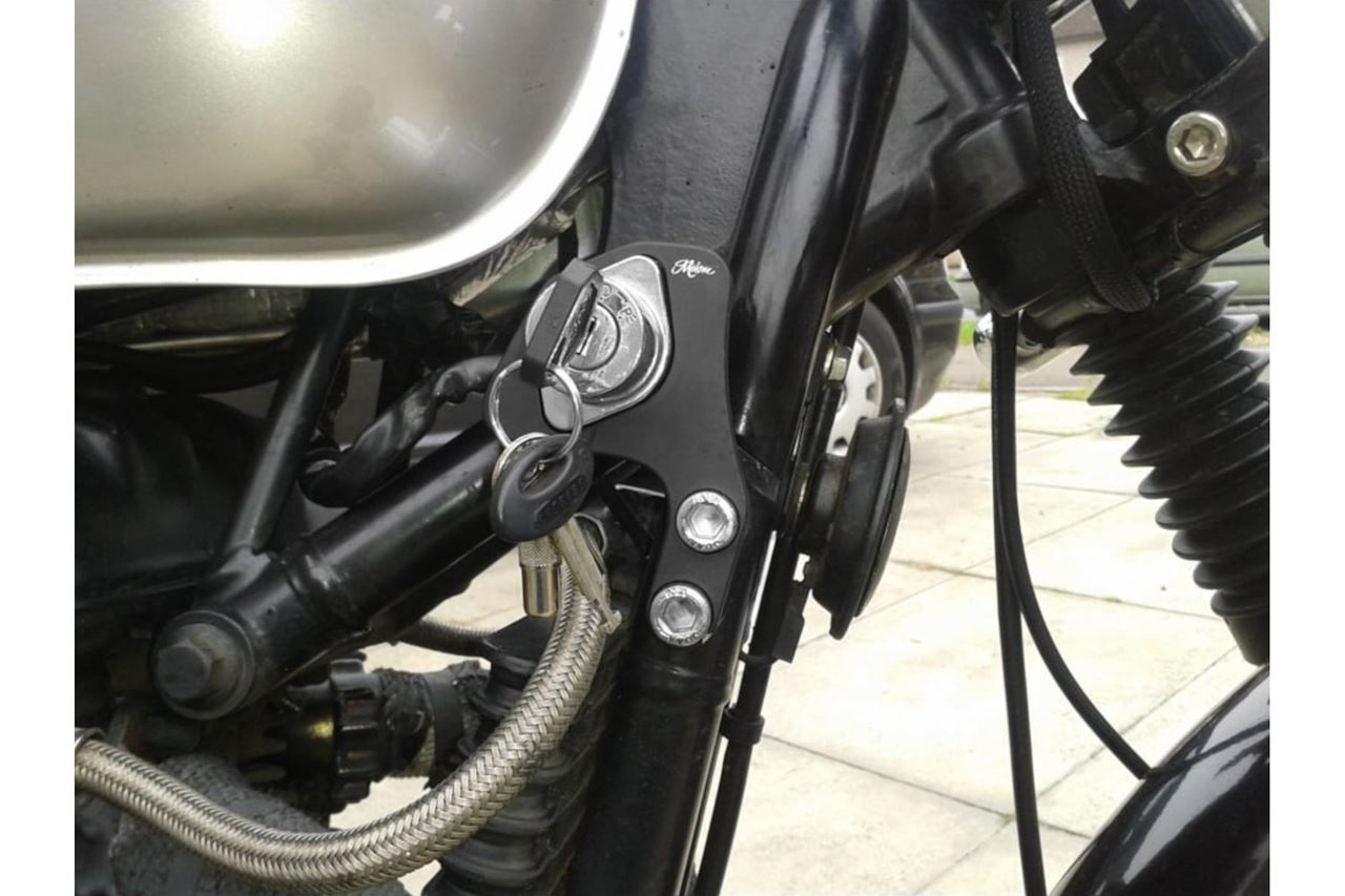 Ignition Relocation Bracket, Right Side, Black, 1 pc, T100 Scrambler Thruxton