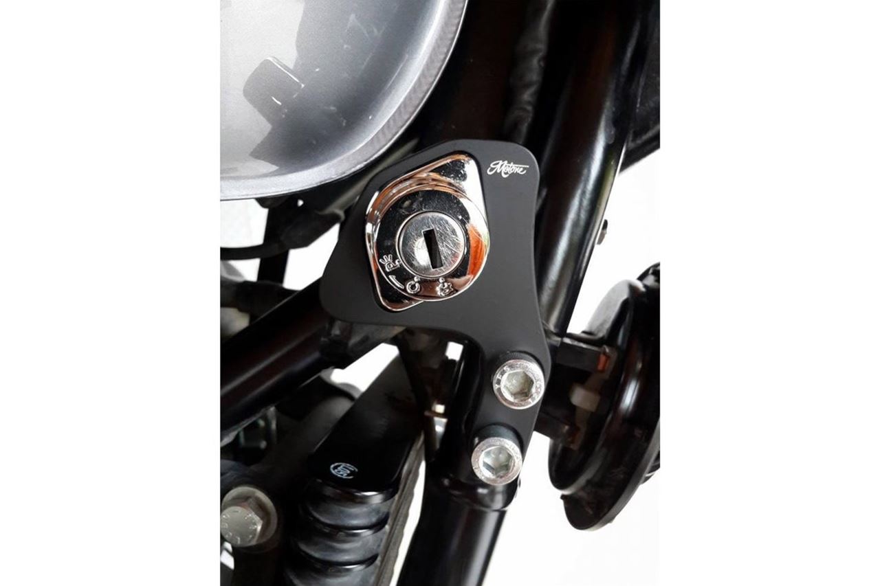 Ignition Relocation Bracket, Right Side, Black, 1 pc, T100 Scrambler Thruxton