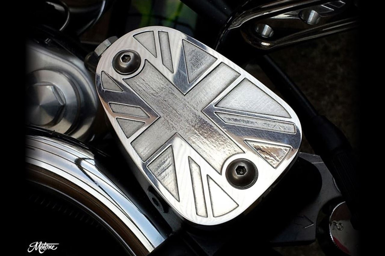 Master Cylinder Cap Union Jack Aluminum Billet Polished 1pc T100 T120 Bobber Speedmaster