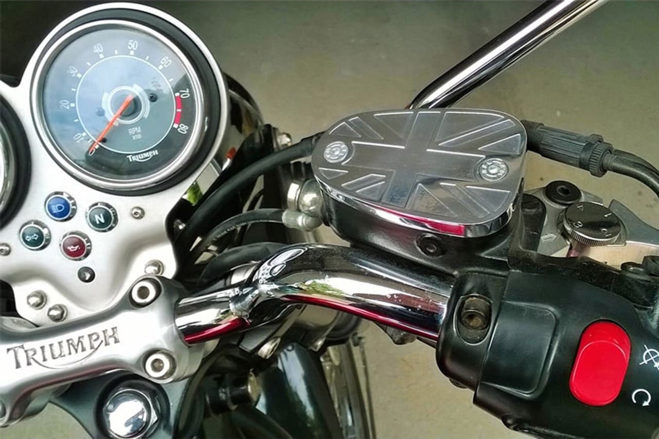 Master Cylinder Cap Union Jack Aluminum Billet Polished 1pc T100 T120 Bobber Speedmaster