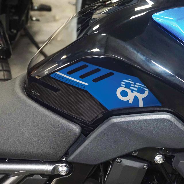 3D Sticker Set Carbon Print/Blue GSX-8R