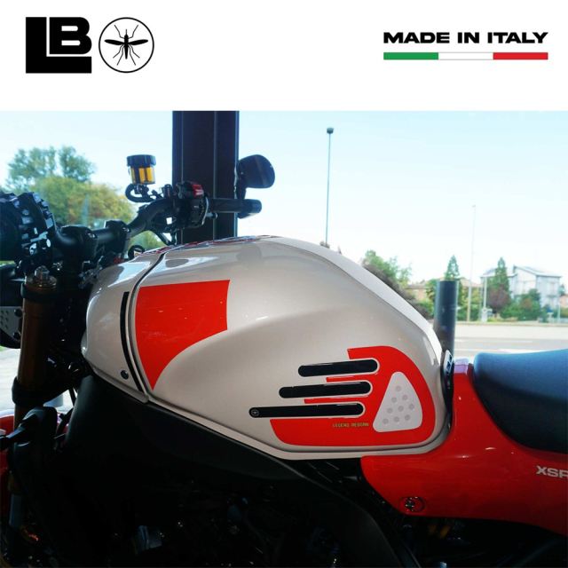 3D Tank Side Sticker Red/White XSR900
