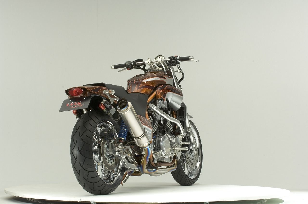 GPパフォーマンス フルチタン 4-2-1 V-MAX1200 1個