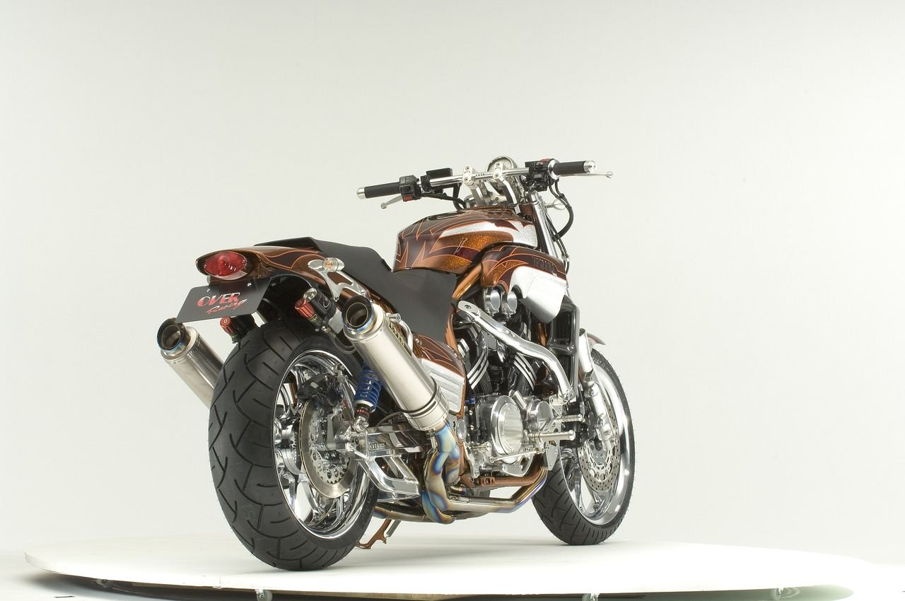 GPパフォーマンス フルチタン TWINテール V-MAX1200 1個