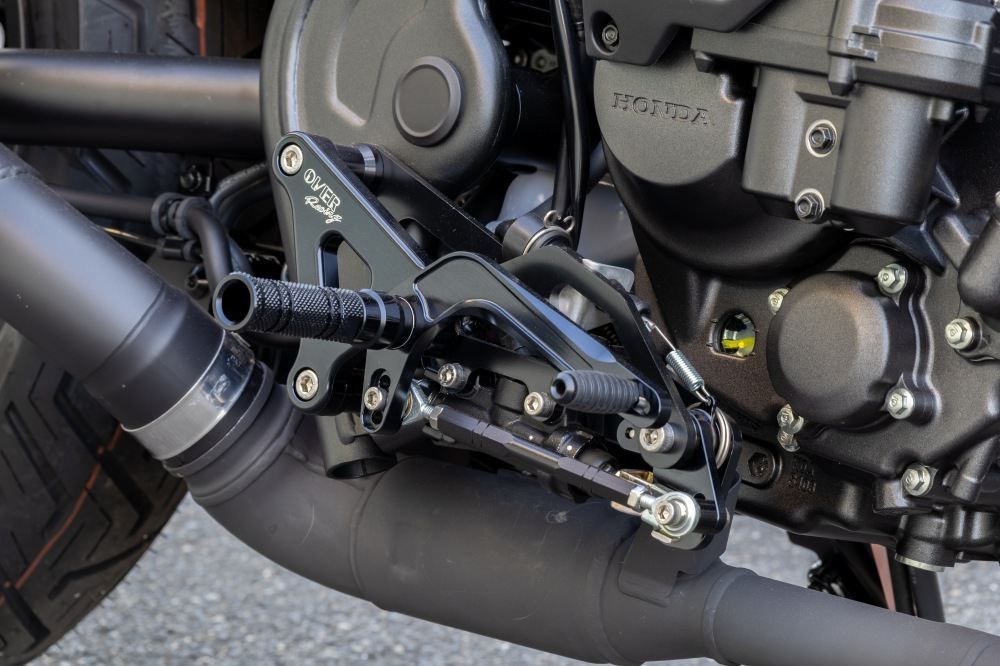 バックステップ 4P ブラック Rebel250(25)E-Clutch ブラック 1個
