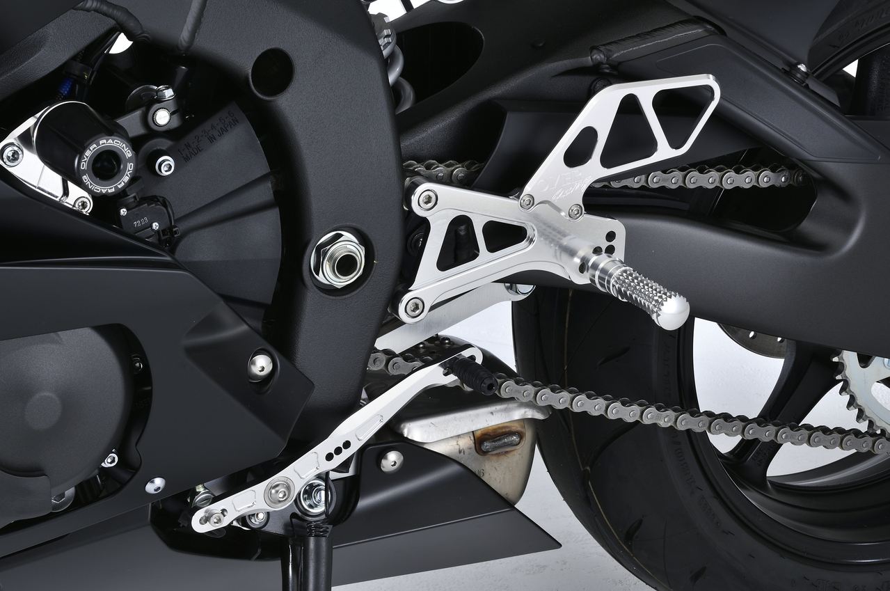 バックステップ 6P SLV YZF-R6 17 シルバーアルマイト仕上げ 1個
