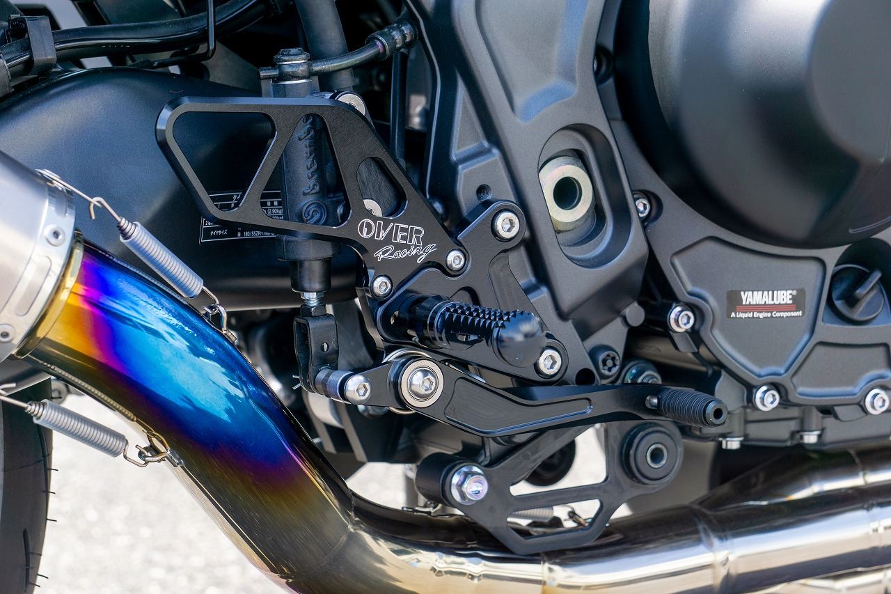 バックステップ 2by2ポジション BLK MT-09 21-23 ブラック 1個
