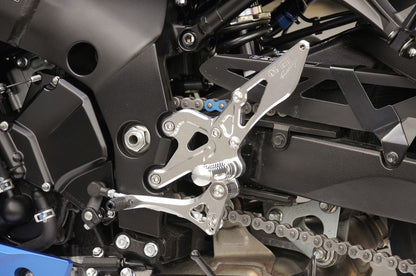 バックステップ 4ポジション シルバー GSX-S1000F シルバー 1個