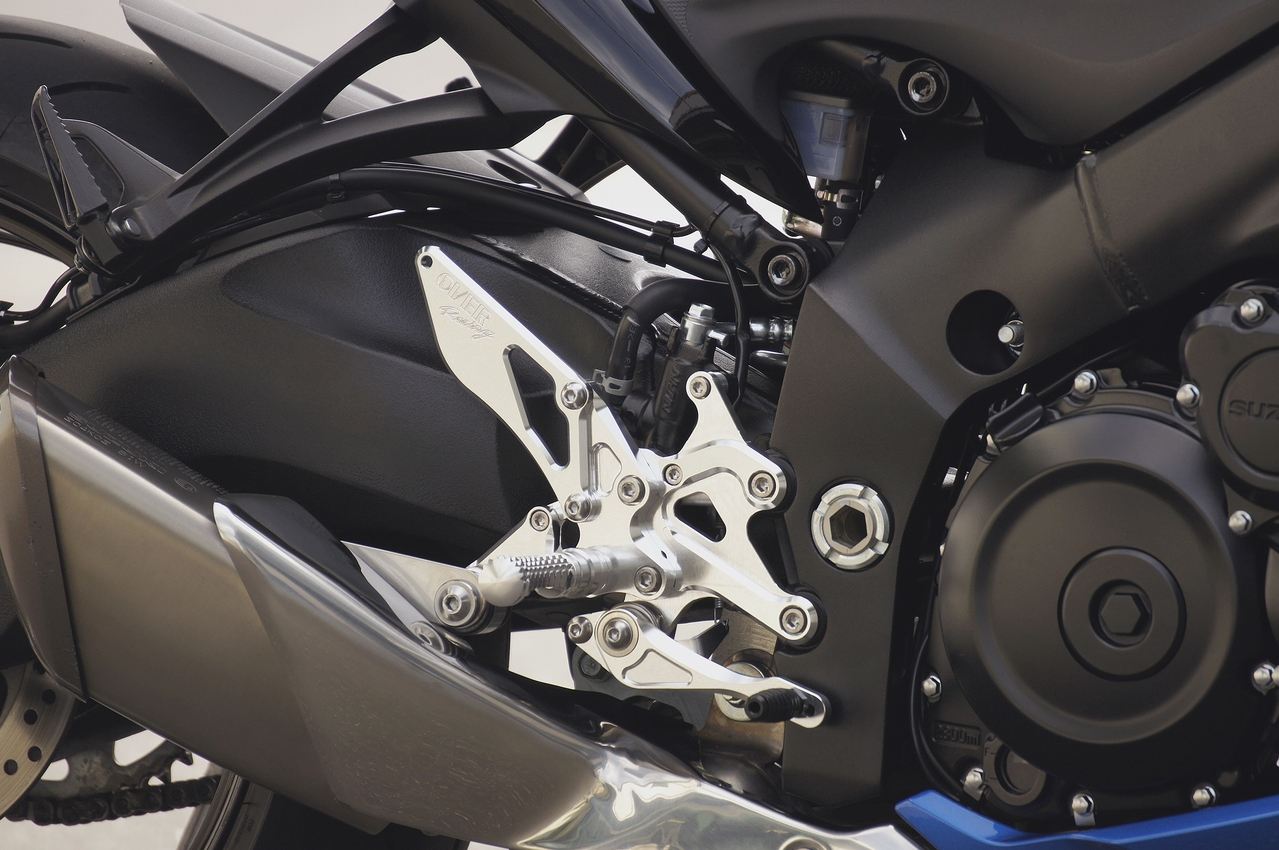バックステップ 4ポジション シルバー GSX-S1000F シルバー 1個