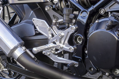 Rear Set 4P SIL Z900RS 18-24 Silver Anodized Finish 1 pc.