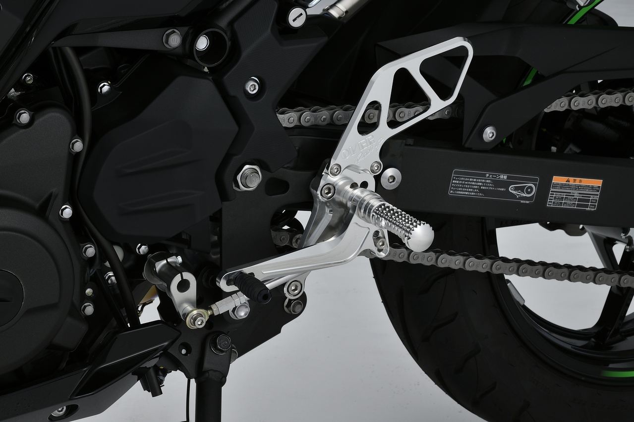 バックステップ 4P SIL Ninja400 18-22 1個