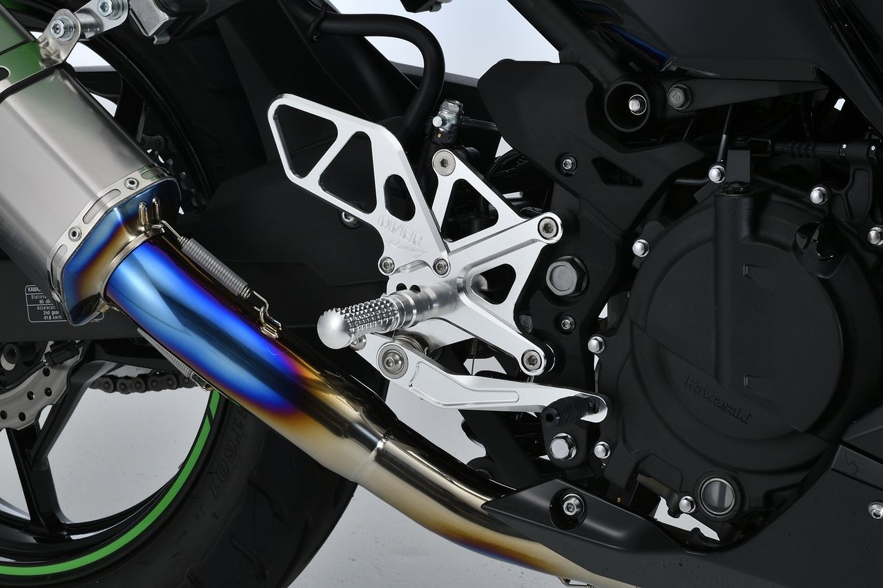 バックステップ 4P SIL Ninja400 18-22 1個