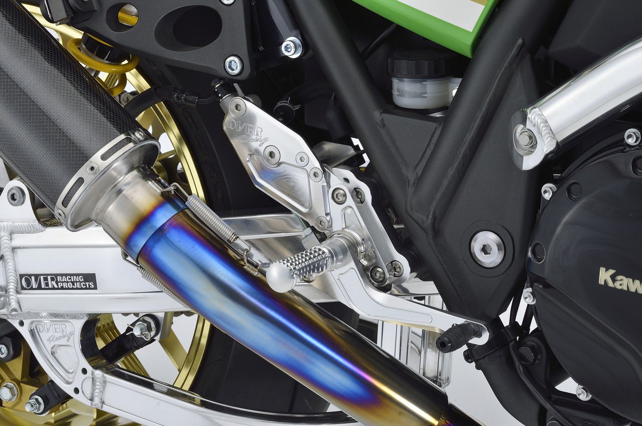 バックステップ SIL ZRX1200/ZRX1200 DAEG シルバーアルマイト仕上げ 1個