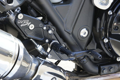 バックステップ BLK ZRX1200/ZRX1200 DAEG ブラックアルマイト仕上げ 1個