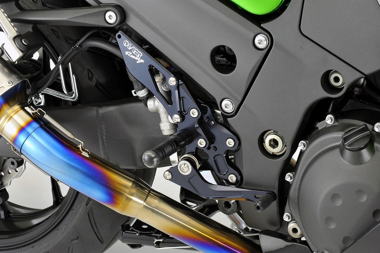 バックステップ 4POS/BLK ZX-14R ブラックアルマイト仕上げ 1個