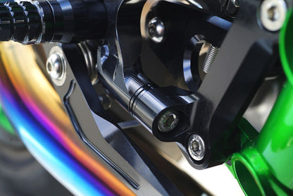 Rear Sets 4P BLK NinjaH2(15) Black anodized finish 1 piece