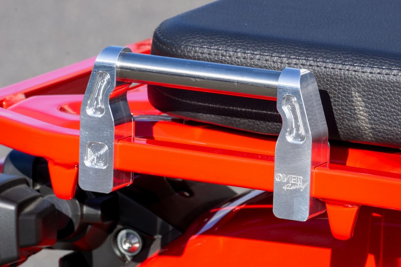Assist Grip SIL CT-125 20-22 Silver Left and Right Set