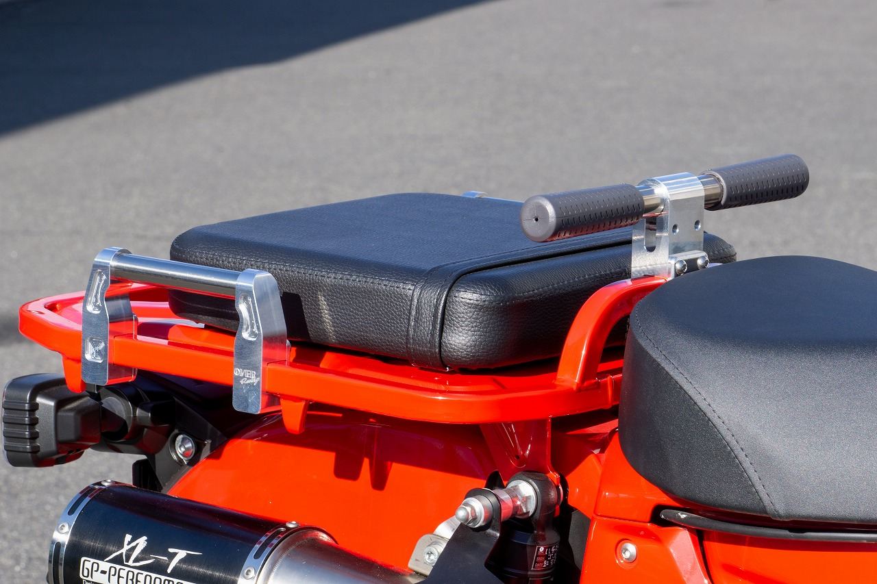 タンデムグリップ SIL CT125 20-22/23- シルバー 1個