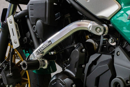サブフレームキット SIL Z650RS 22-23 シルバー 左右セット