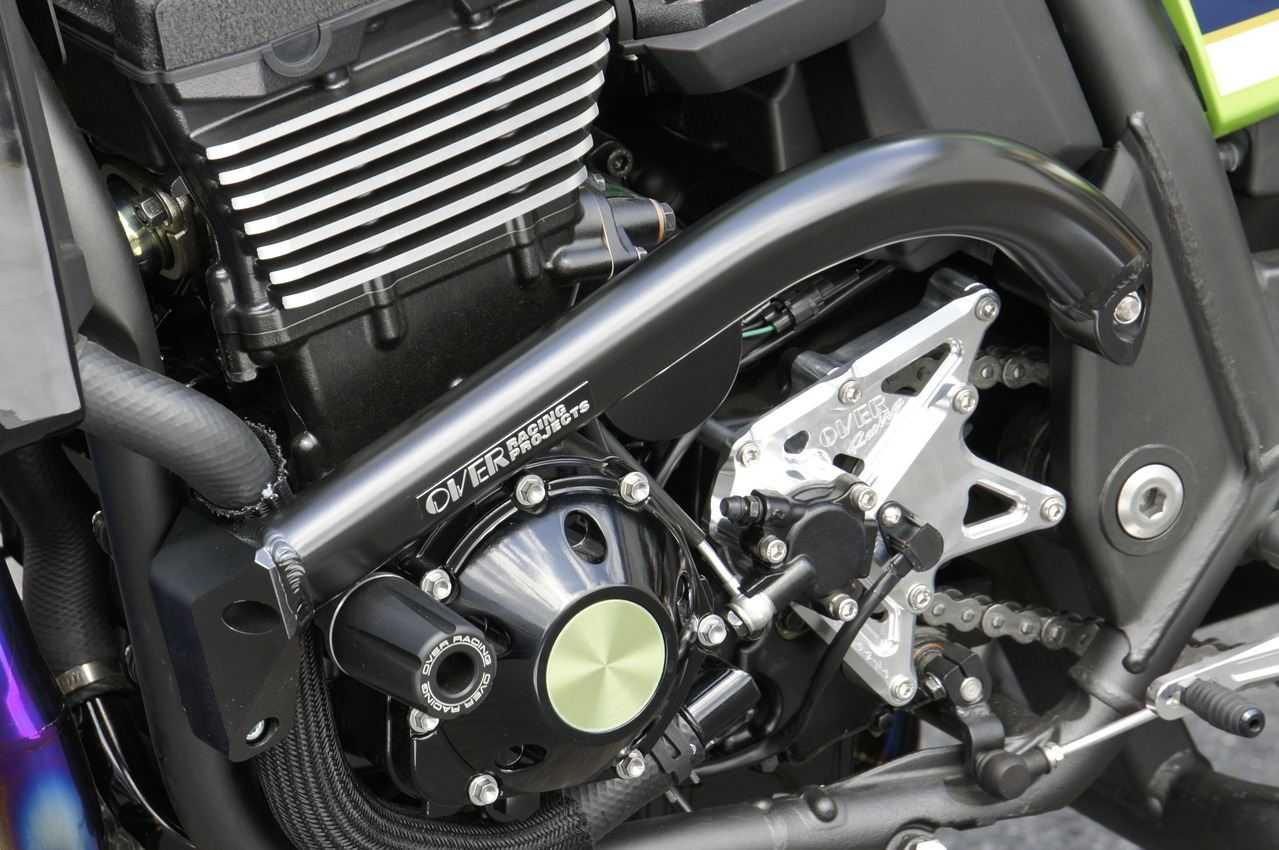 サブフレームキット BLK ZRX1200 DAEG ブラックガンコート（塗装） 左右セット