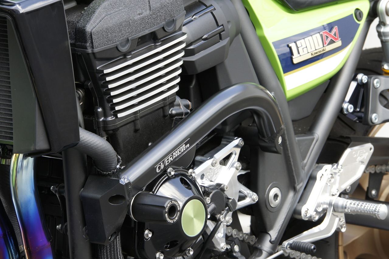 サブフレームキット BLK ZRX1200 DAEG ブラックガンコート（塗装） 左右セット