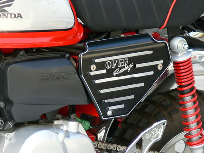 Side Cover Set MONKEY(FI) Black Anodized Finish 1 Set