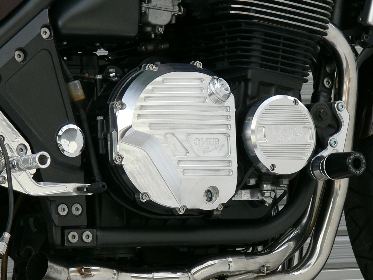 クラッチカバー ZEPHYR1100 シルバーアルマイト仕上げ 1個
