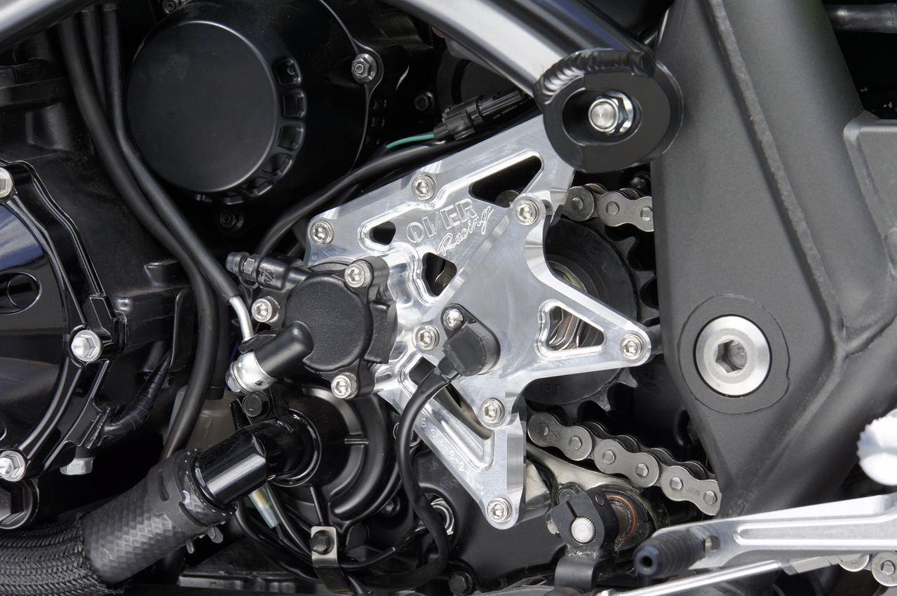 スプロケットカバー ZRX1200DAEG シルバーアルマイト仕上げ 1個