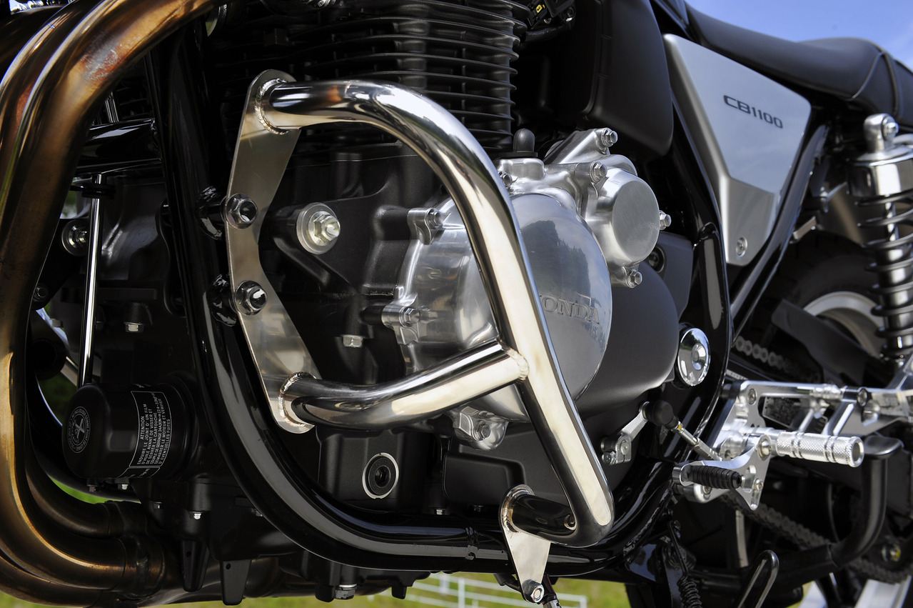 エンジンガード ステン CB1100 10-16/EX 14-16/RS 17 ポリッシュ仕上げ 左右セット