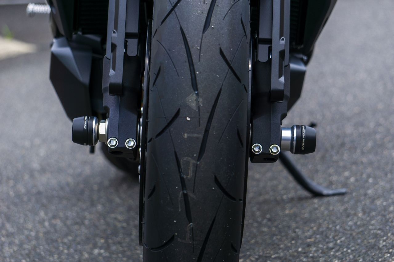 Front Axle Slider GSX-S1000F 1pc