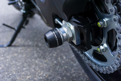Rear Axle Slider GSX-S1000F Black 1 pc.