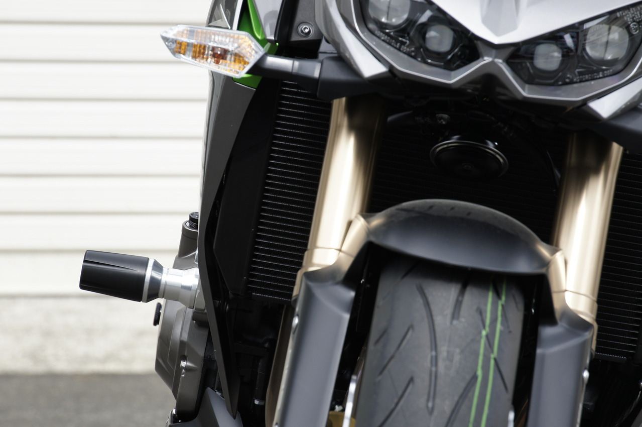 Engine Slider SIL Z1000 (14) Black/Silver Left and Right Set