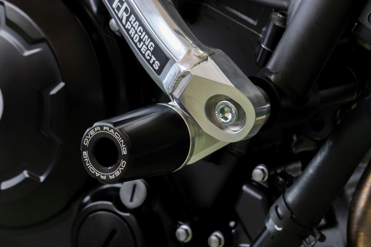 エンジンスライダー SIL Z650RS 22-23/24- シルバー 左右セット