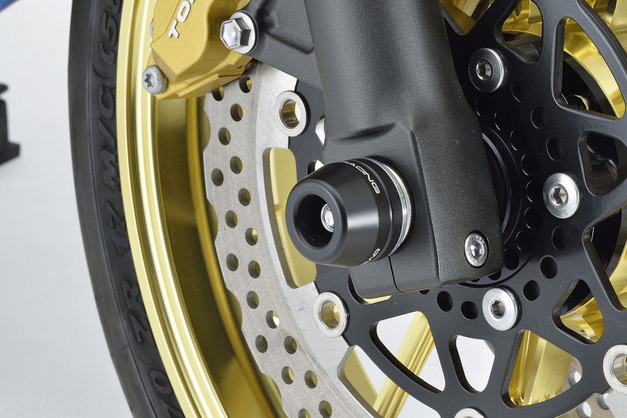 フロントアクスルスライダー ZRX1200 DAEG 1個