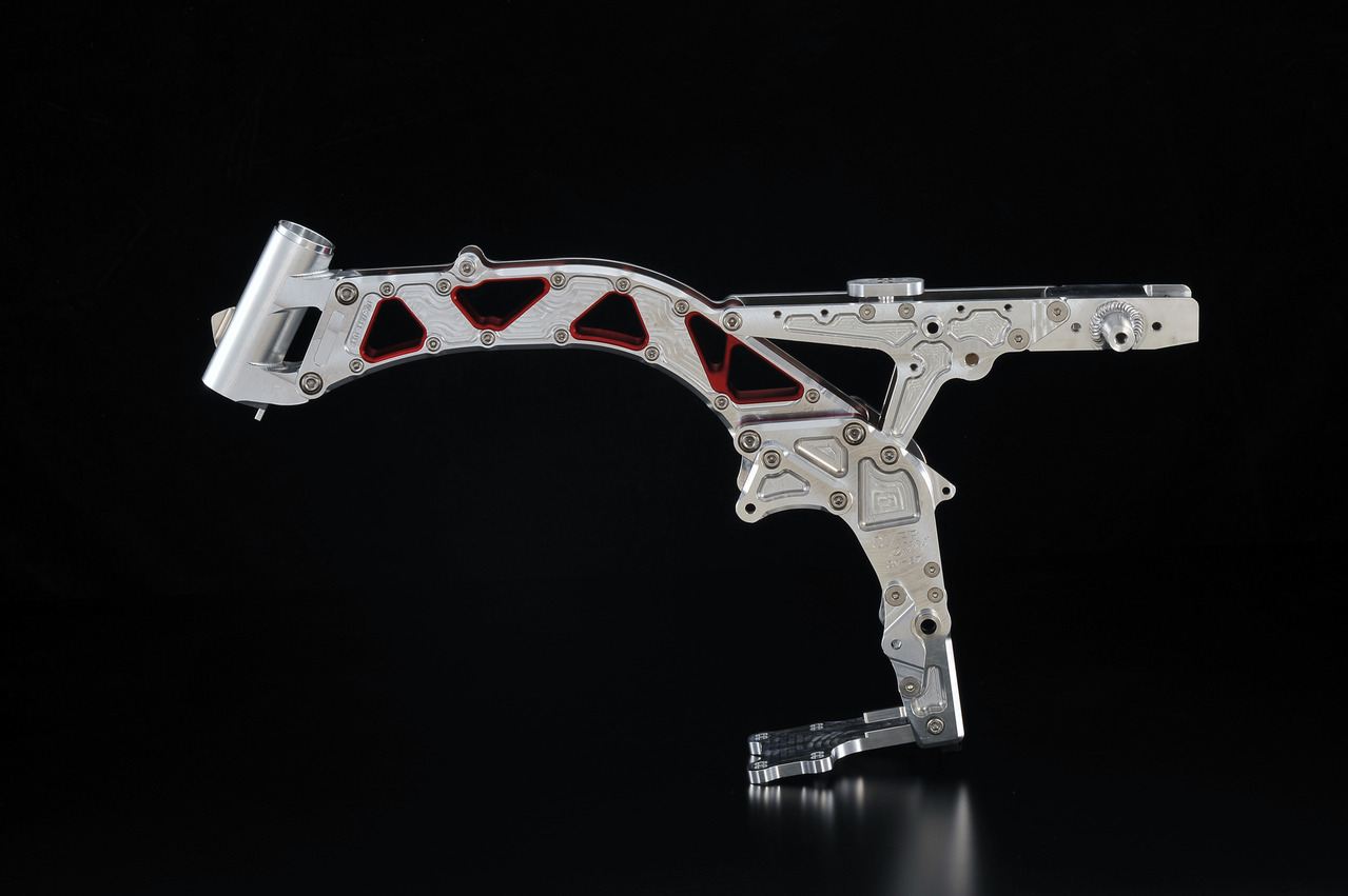 OV-37 Frame Kit Monkey Silver/Red 1 pc.