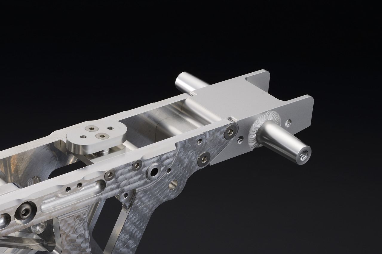 OV-38 フレームキット Monkey シルバーアルマイト仕上げ 1個