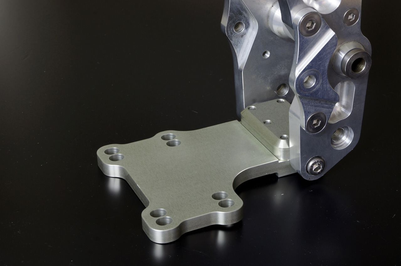 Engine Mount Plate OV-30 Hard Anodized 1pc