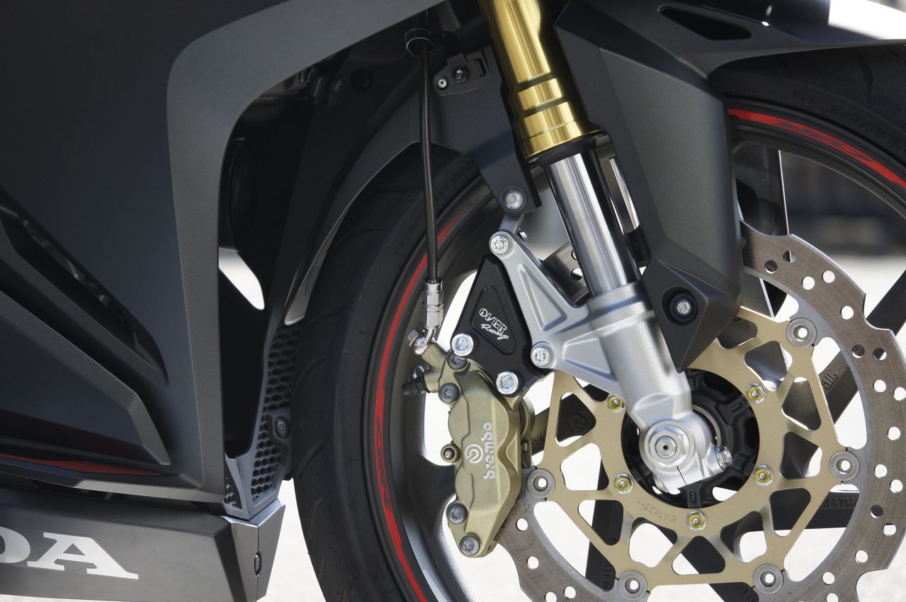 F Caliper Support BLK Brembo 4P/40mm CBR250RR Black Alumite Finish 1 pc.