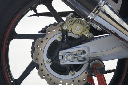 Rキャリパーサポート BLK ブレンボ2P(カニ)用 CBR250RR ブラックアルマイト仕上げ 1個