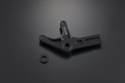 リアキャリパーサポート アップマウント BLK ブレンボ2P DAX125 22-23/24- ブラック 1個