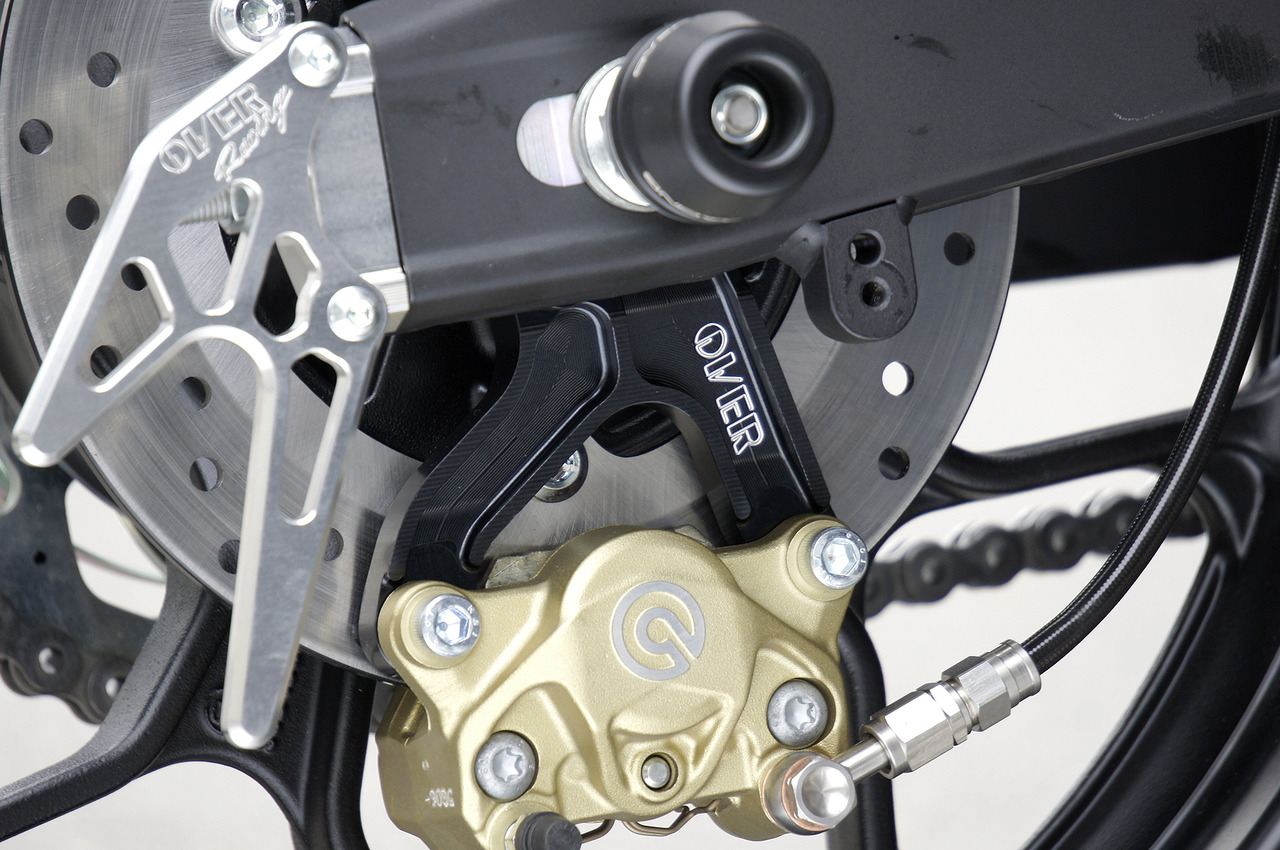R Caliper Support Black for Brembo 2P (Crab) YZF-R25/MT-25 Black Anodized Finish 1 pc.