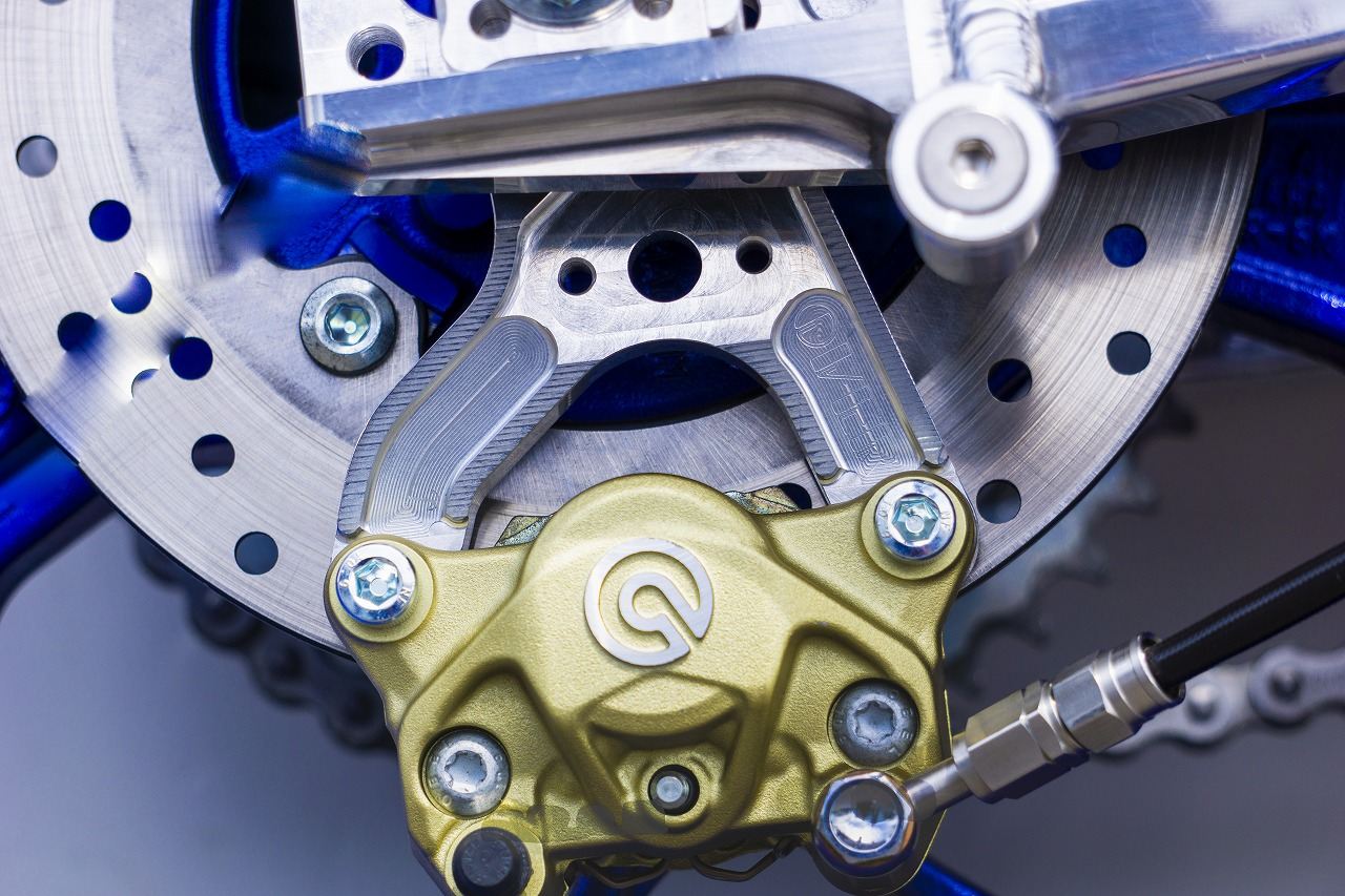 Rear Caliper Support for Brembo 2-Piston (Crab) Caliper YZF-R25 19-21/YZF-R3 19-21 Silver 1pc