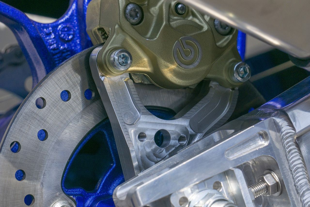 Rear Caliper Support for Brembo 2-Piston (Crab) Caliper YZF-R25 19-21/YZF-R3 19-21 Silver 1pc